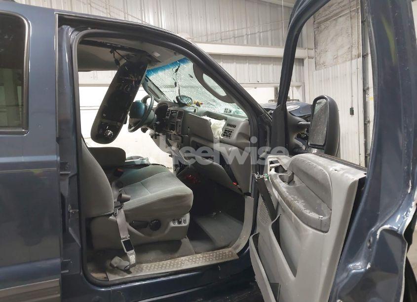 Photo 5 of 2003 Ford Excursion XLT (VIN 1FMNU41S23EC80959)