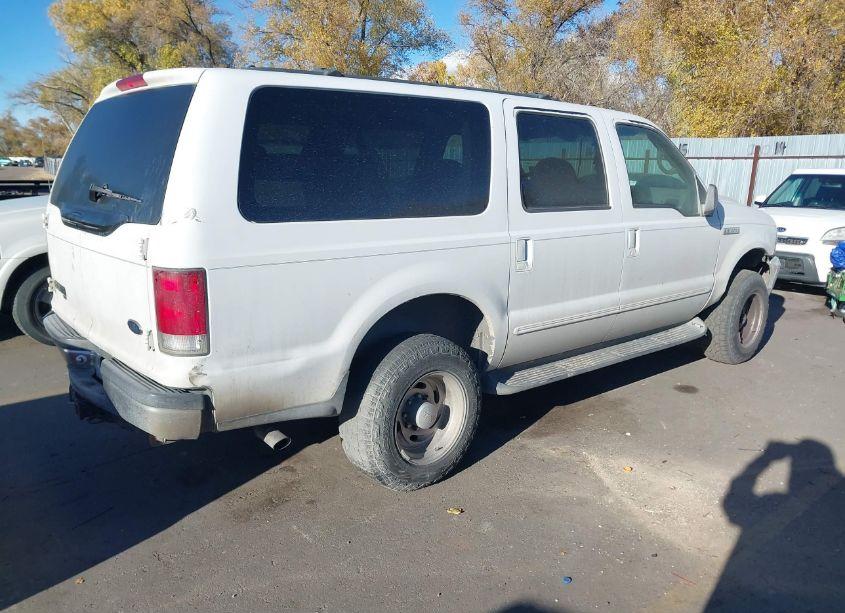 Photo 4 of 2000 Ford Excursion XLT (VIN 1FMNU41S2YEC70441)