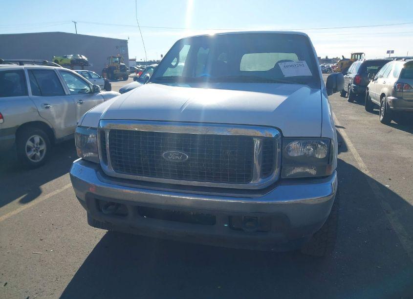 Photo 6 of 2000 Ford Excursion XLT (VIN 1FMNU41S2YEC70441)