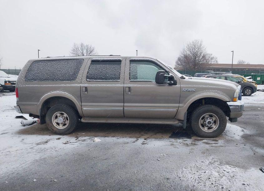 Photo 13 of 2002 Ford Excursion LIMITED (VIN 1FMNU43S02EC84343)