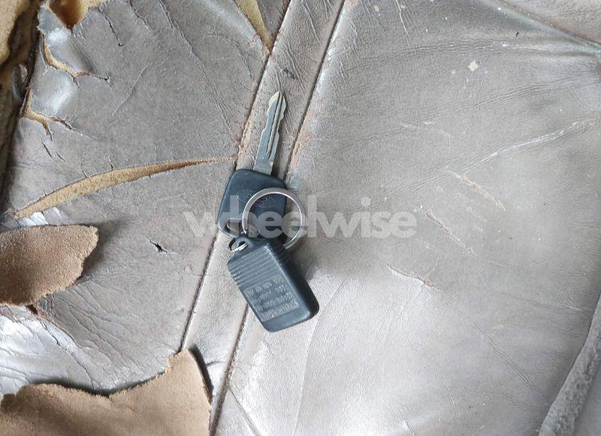 Photo 11 of 2001 Ford Excursion LIMITED (VIN 1FMNU43S21EC18536)