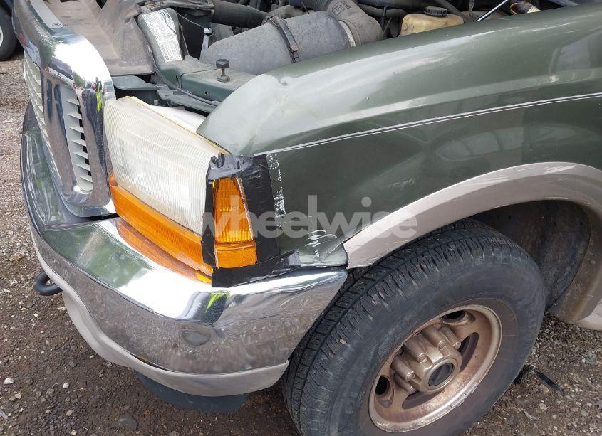 Photo 6 of 2001 Ford Excursion LIMITED (VIN 1FMNU43S21EC18536)