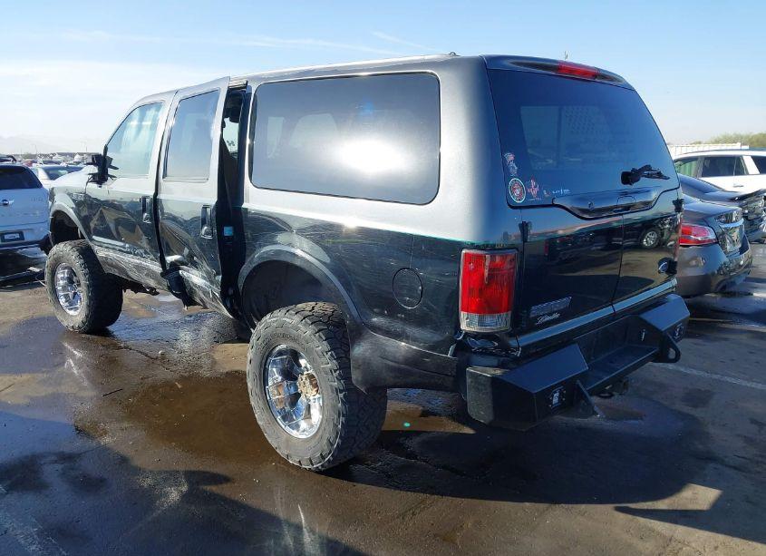 Photo 3 of 2005 Ford Excursion LIMITED (VIN 1FMNU43S65ED43562)