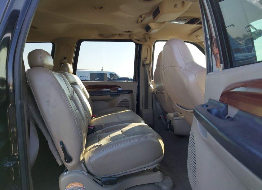 Photo 8 of 2005 Ford Excursion LIMITED (VIN 1FMNU43S65ED43562)