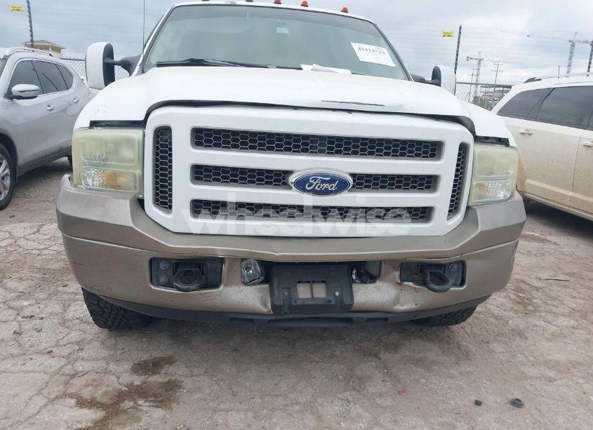 Photo 6 of 2005 Ford Excursion EDDIE BAUER (VIN 1FMNU44L25ED02868)