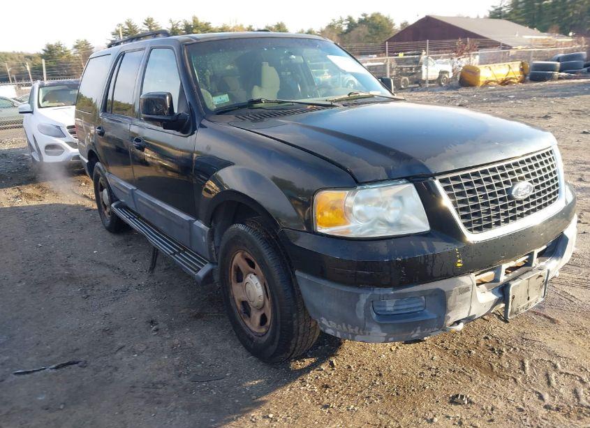 2005 Ford Expedition XLS (VIN 1FMPU14505LA40207) main photo