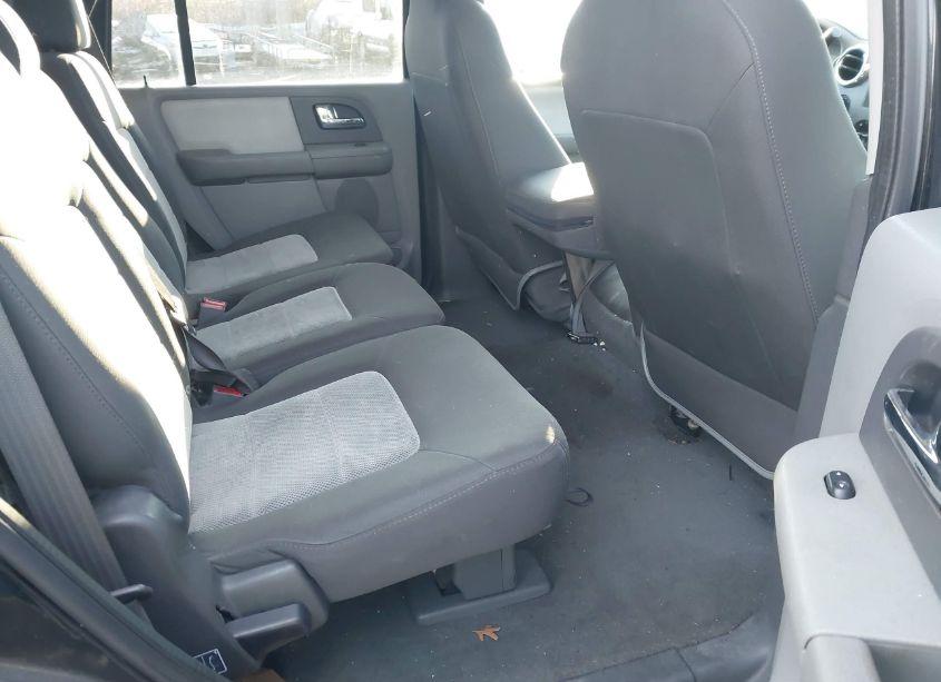 Photo 8 of 2005 Ford Expedition XLS (VIN 1FMPU14505LA40207)