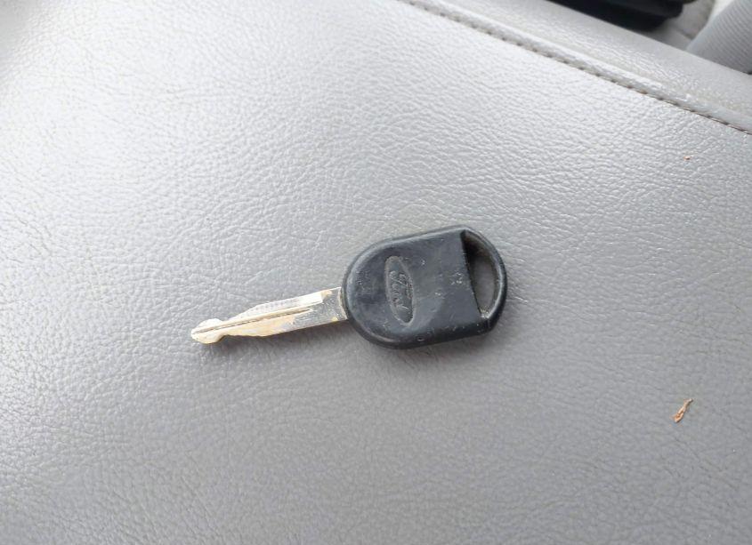 Photo 11 of 2005 Ford Expedition XLT (VIN 1FMPU15505LA39010)