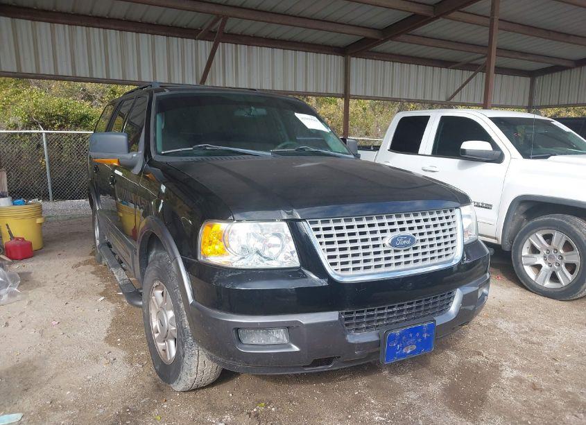 2005 Ford Expedition XLT (VIN 1FMPU15505LA82942) main photo