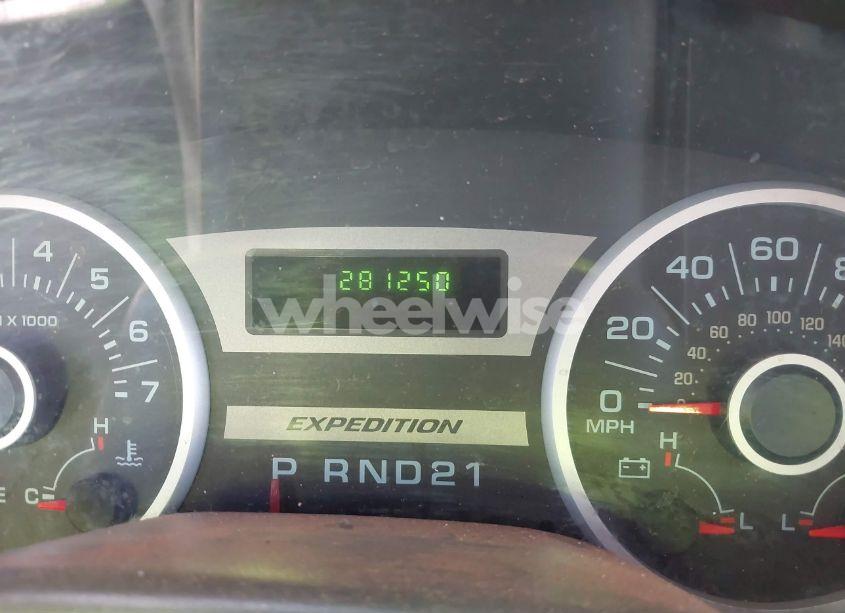 Photo 7 of 2006 Ford Expedition XLT/XLT SPORT (VIN 1FMPU15506LA61056)