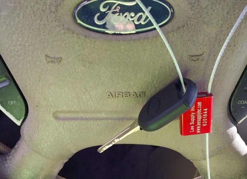 Photo 11 of 2005 Ford Expedition XLT (VIN 1FMPU15515LA55801)