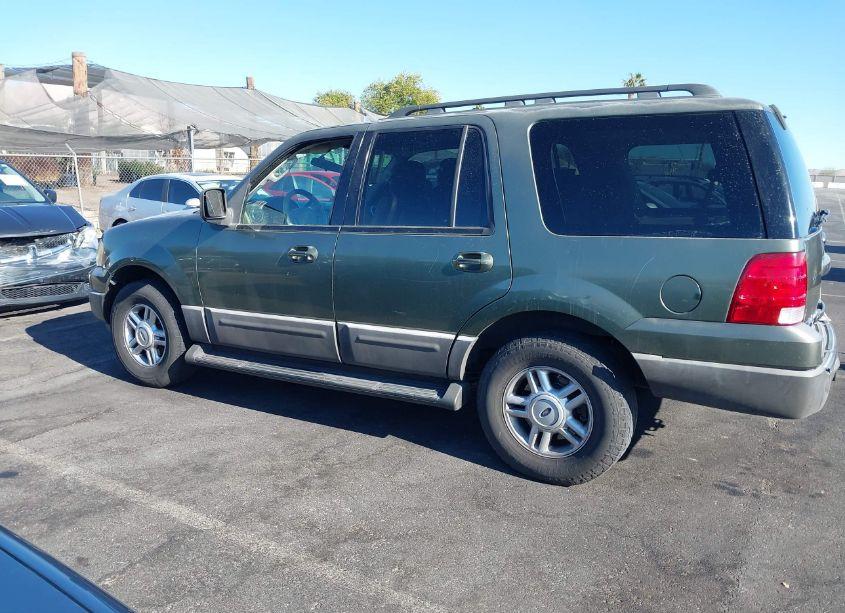 Photo 13 of 2005 Ford Expedition XLT (VIN 1FMPU15515LA55801)