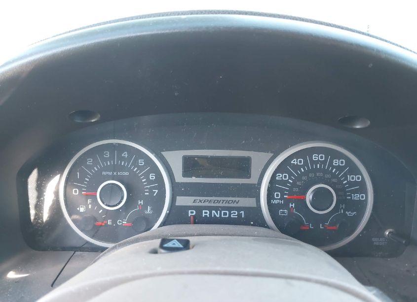 Photo 7 of 2005 Ford Expedition XLT (VIN 1FMPU15515LA55801)