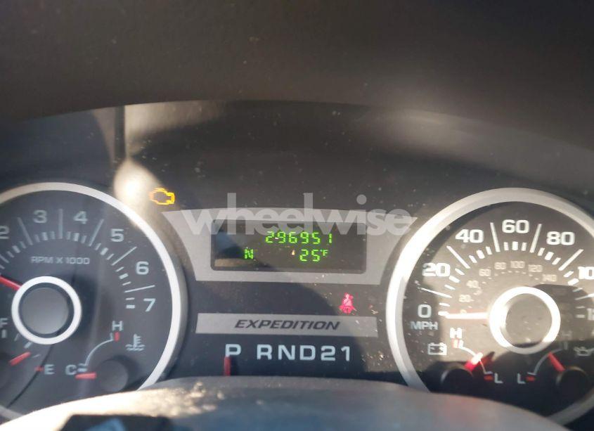 Photo 7 of 2006 Ford Expedition (VIN 1FMPU15516LA07197)