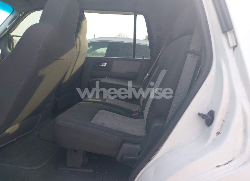 Photo 8 of 2006 Ford Expedition (VIN 1FMPU15516LA07197)