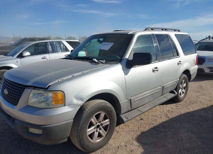 Photo 2 of 2006 Ford Expedition XLT/XLT SPORT (VIN 1FMPU15516LA20936)