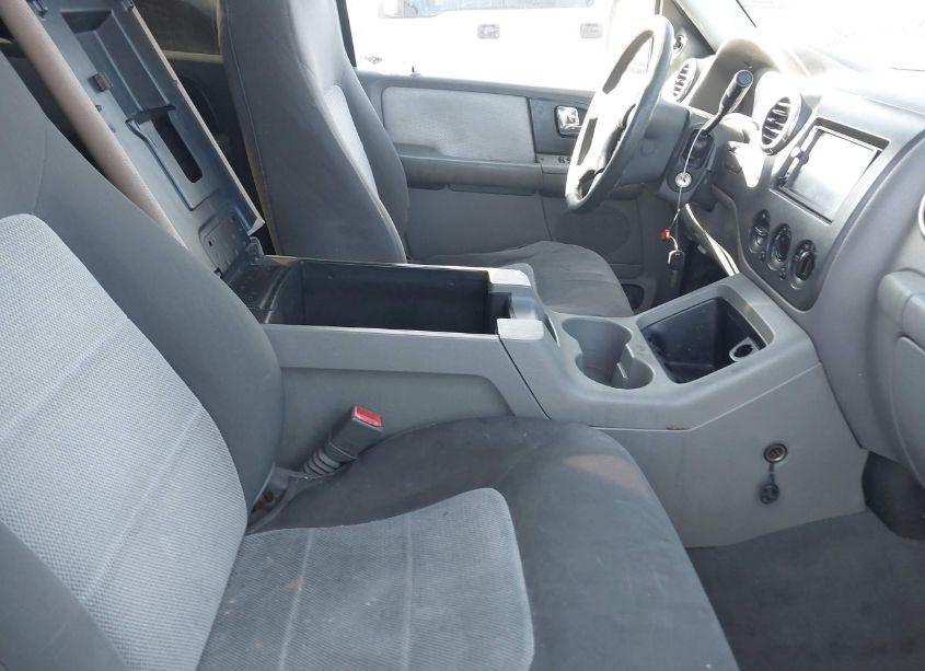 Photo 5 of 2006 Ford Expedition XLT/XLT SPORT (VIN 1FMPU15516LA20936)