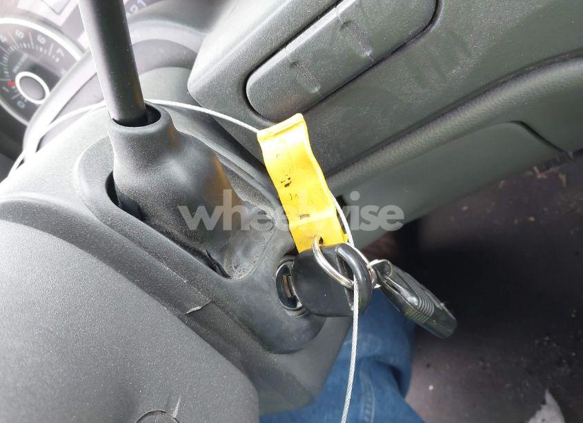 Photo 11 of 2006 Ford Expedition XLT/XLT SPORT (VIN 1FMPU15526LA97931)