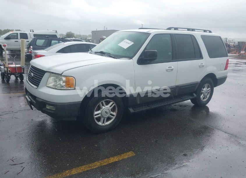 Photo 2 of 2006 Ford Expedition XLT/XLT SPORT (VIN 1FMPU15536LA12126)