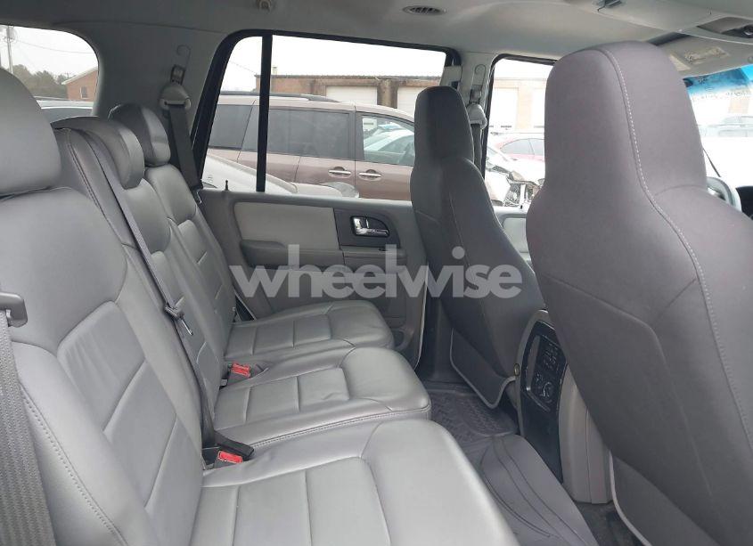 Photo 8 of 2006 Ford Expedition XLT/XLT SPORT (VIN 1FMPU15536LA97582)