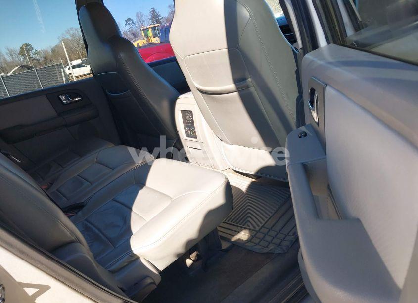 Photo 8 of 2006 Ford Expedition XLT/XLT SPORT (VIN 1FMPU15546LA96036)