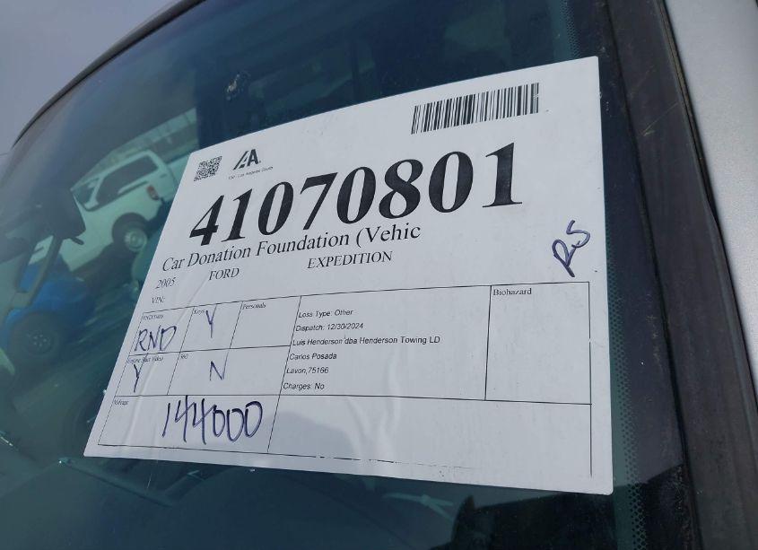 Photo 12 of 2005 Ford Expedition XLT (VIN 1FMPU15555LA01577)