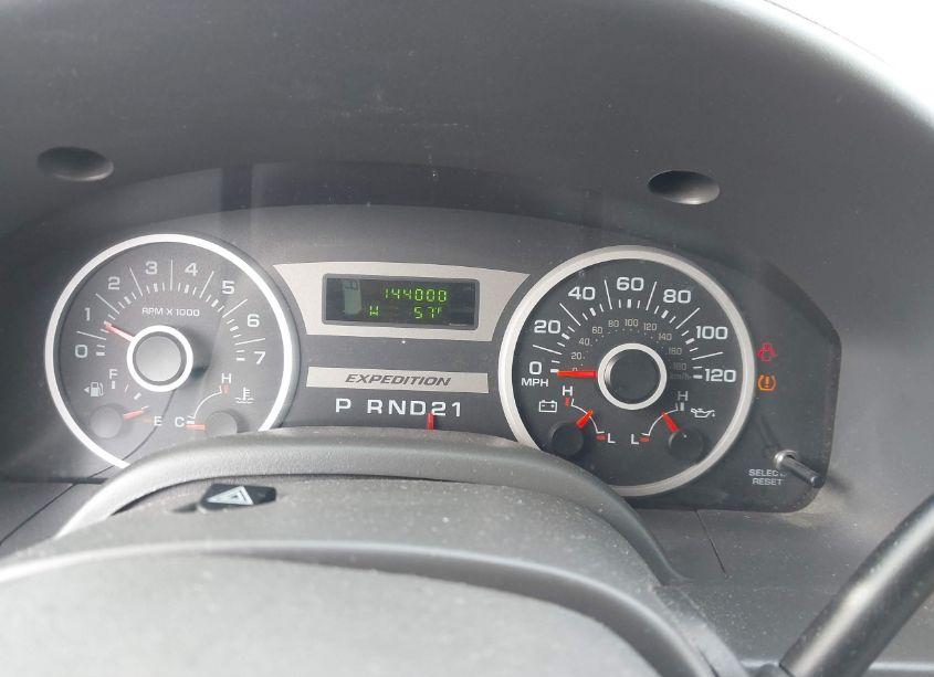 Photo 7 of 2005 Ford Expedition XLT (VIN 1FMPU15555LA01577)
