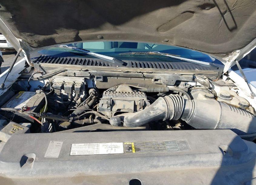 Photo 10 of 2005 Ford Expedition XLT (VIN 1FMPU15555LA94780)