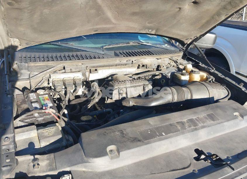 Photo 10 of 2006 Ford Expedition XLT/XLT SPORT (VIN 1FMPU15566LA84616)