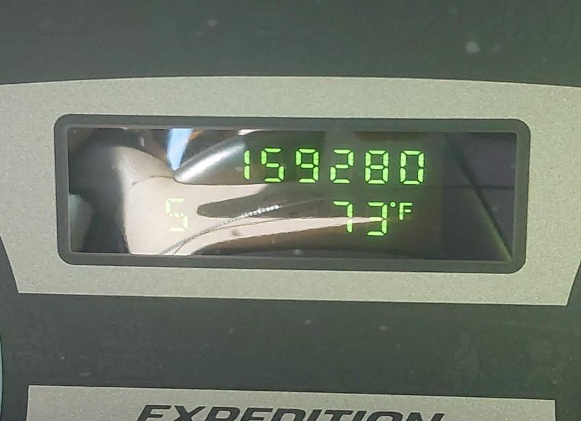 Photo 15 of 2005 Ford Expedition XLT (VIN 1FMPU15575LA27758)