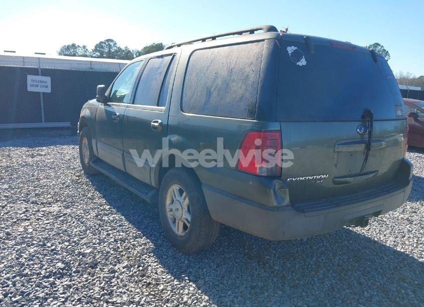 Photo 3 of 2005 Ford Expedition XLT (VIN 1FMPU15575LA44706)