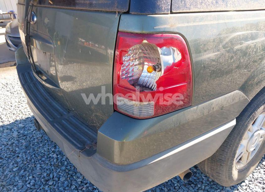 Photo 6 of 2005 Ford Expedition XLT (VIN 1FMPU15575LA44706)
