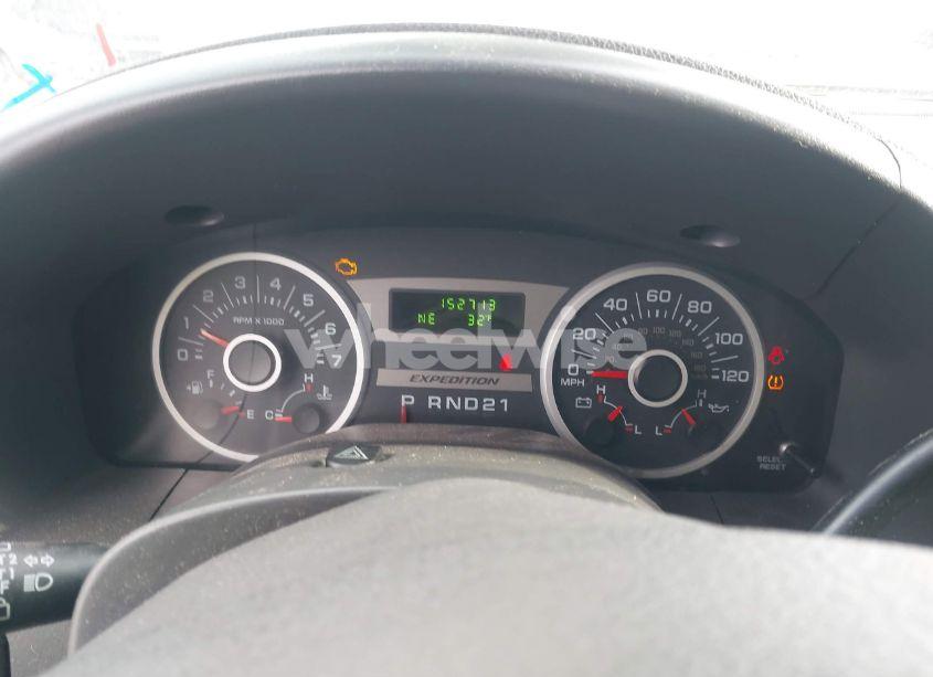 Photo 7 of 2005 Ford Expedition XLT (VIN 1FMPU15585LA77035)