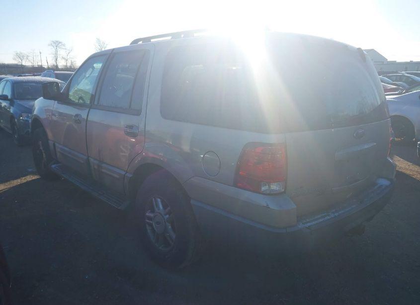 Photo 3 of 2006 Ford Expedition XLT/XLT SPORT (VIN 1FMPU15596LA55739)