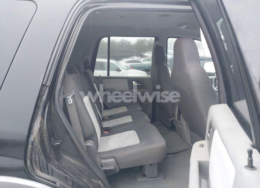 Photo 8 of 2004 Ford Expedition XLT (VIN 1FMPU15L04LB91852)