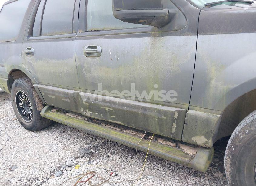 Photo 6 of 2003 Ford Expedition XLT (VIN 1FMPU15L53LB56755)