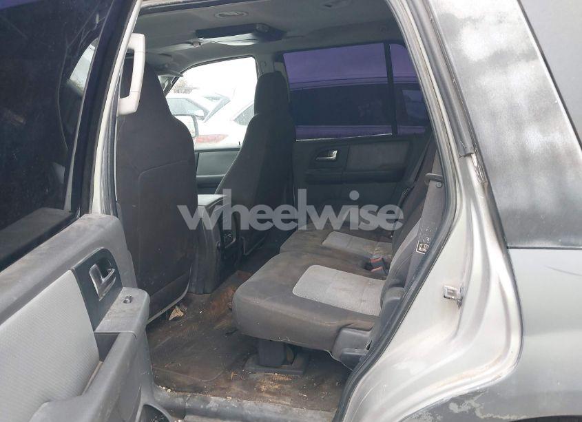 Photo 8 of 2003 Ford Expedition XLT (VIN 1FMPU15L53LB56755)