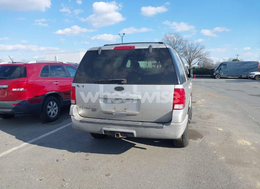 Photo 16 of 2003 Ford Expedition XLT (VIN 1FMPU15L53LC50263)
