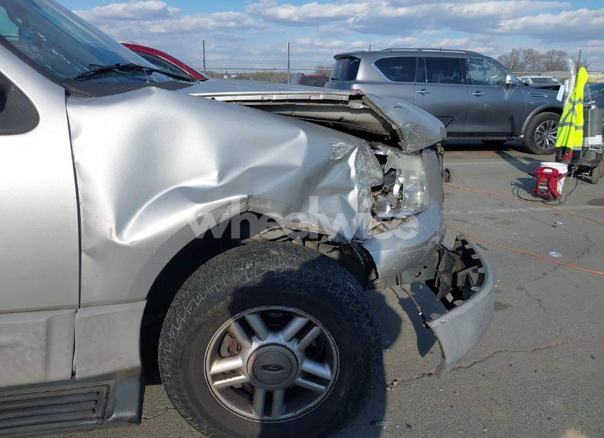 Photo 6 of 2003 Ford Expedition XLT (VIN 1FMPU15L53LC50263)