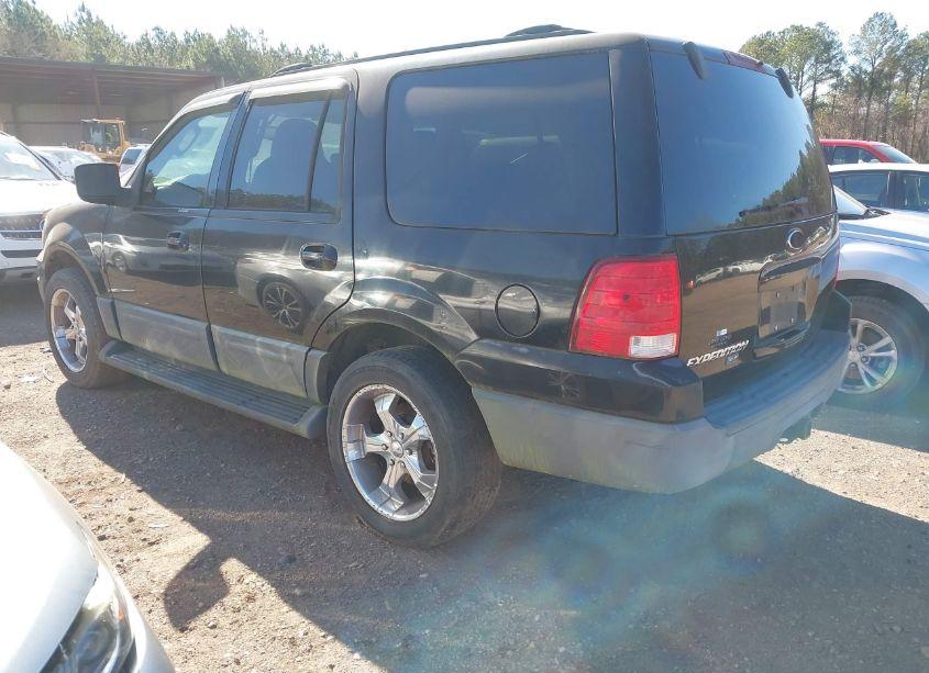 Photo 3 of 2004 Ford Expedition XLT (VIN 1FMPU15L54LA78589)
