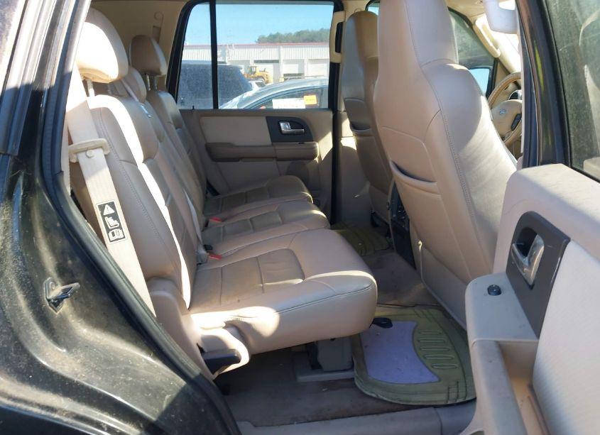 Photo 8 of 2004 Ford Expedition XLT (VIN 1FMPU15L54LA78589)
