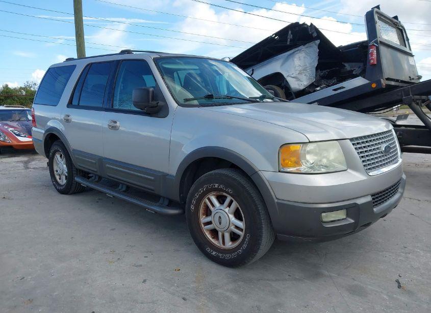 2004 Ford Expedition XLT (VIN 1FMPU15L54LB31534) main photo