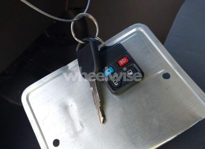 Photo 11 of 2003 Ford Expedition XLT (VIN 1FMPU15L93LC21431)