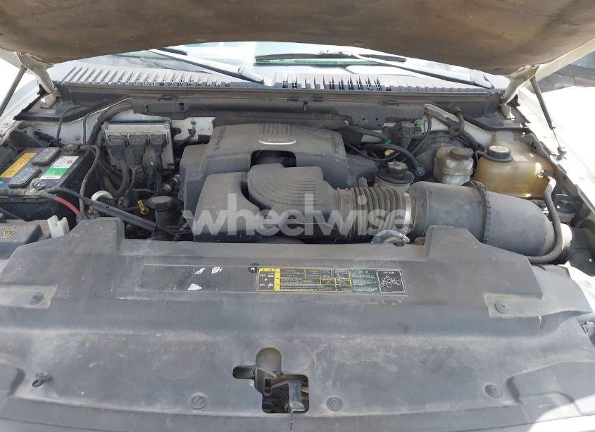 Photo 10 of 2004 Ford Expedition XLT (VIN 1FMPU15L94LA39908)