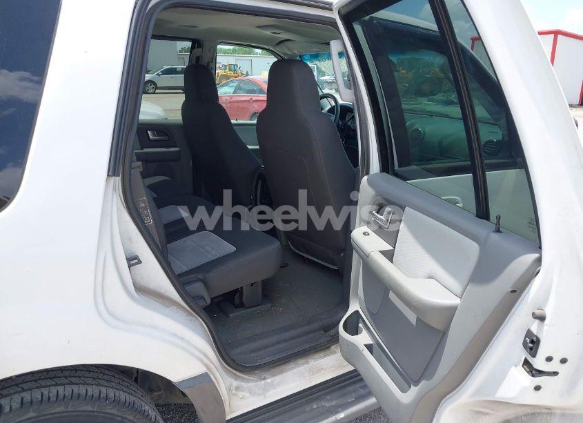 Photo 8 of 2004 Ford Expedition XLT (VIN 1FMPU15L94LA39908)