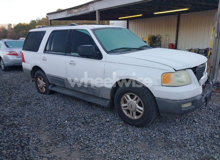 2004 Ford Expedition XLT (VIN 1FMPU15LX4LB50015) main photo