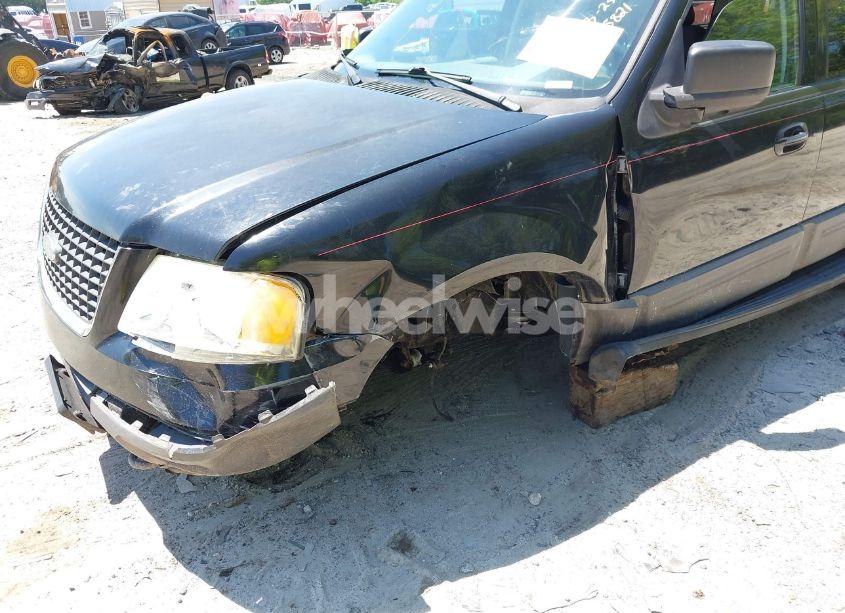 Photo 6 of 2005 Ford Expedition NBX/XLT (VIN 1FMPU16515LA05821)