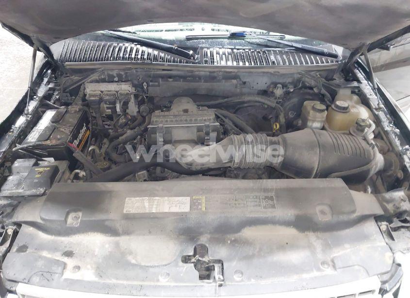 Photo 10 of 2005 Ford Expedition NBX/XLT (VIN 1FMPU16515LA85217)