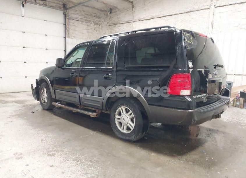 Photo 3 of 2005 Ford Expedition NBX/XLT (VIN 1FMPU16515LA85217)