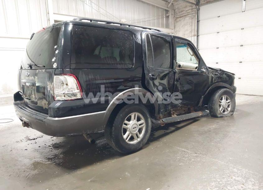 Photo 4 of 2005 Ford Expedition NBX/XLT (VIN 1FMPU16515LA85217)